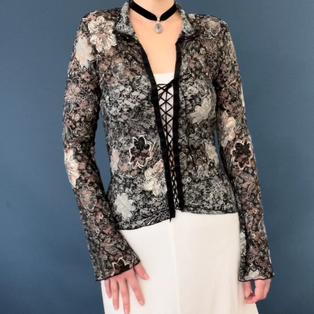 Vintage Charlotte Russe lace up floral lace bell sleeve top - Picture 2 of 14